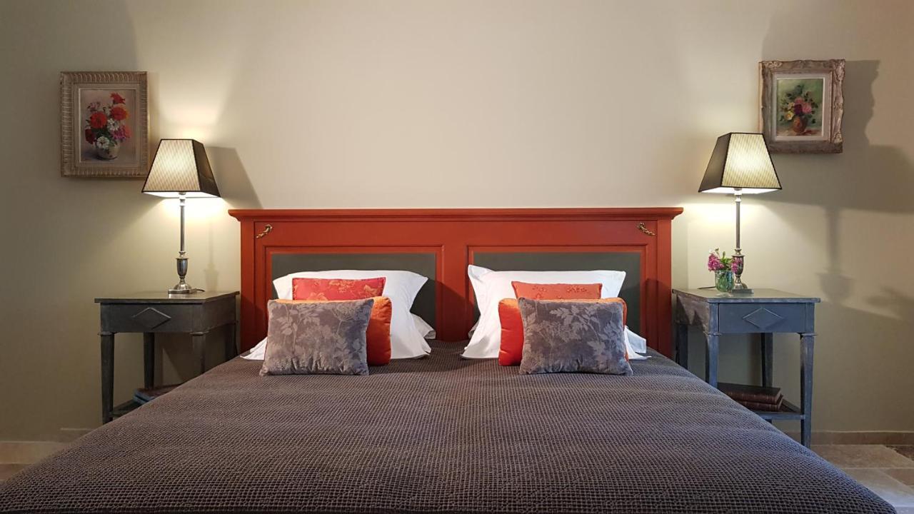 Pierres Blanches Bed & Breakfast Cotignac Eksteriør bilde